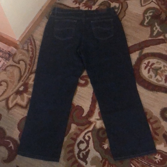LEE Denim Size 14 Short Relaxed Straight Leg Classic 5-pocket Jeans
$78 NEW - Picture 4 of 16